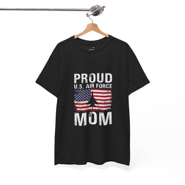 Proud U.S. Air Force Mom Unisex Heavy Cotton Tee