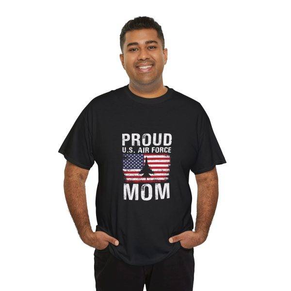 Proud U.S. Air Force Mom Unisex Heavy Cotton Tee