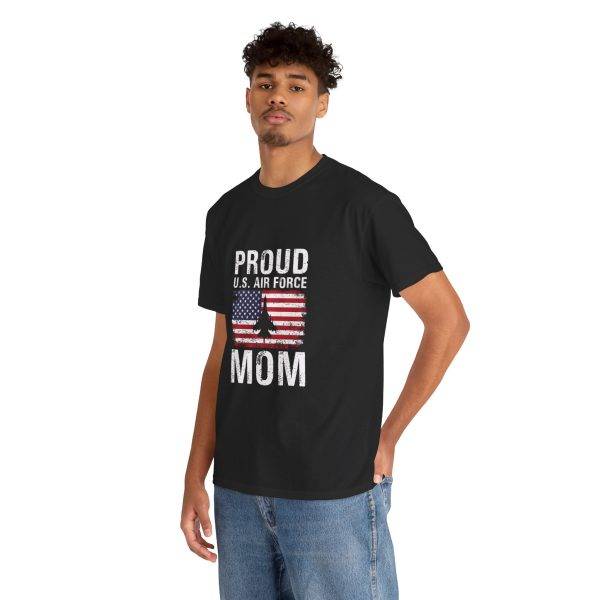 Proud U.S. Air Force Mom Unisex Heavy Cotton Tee